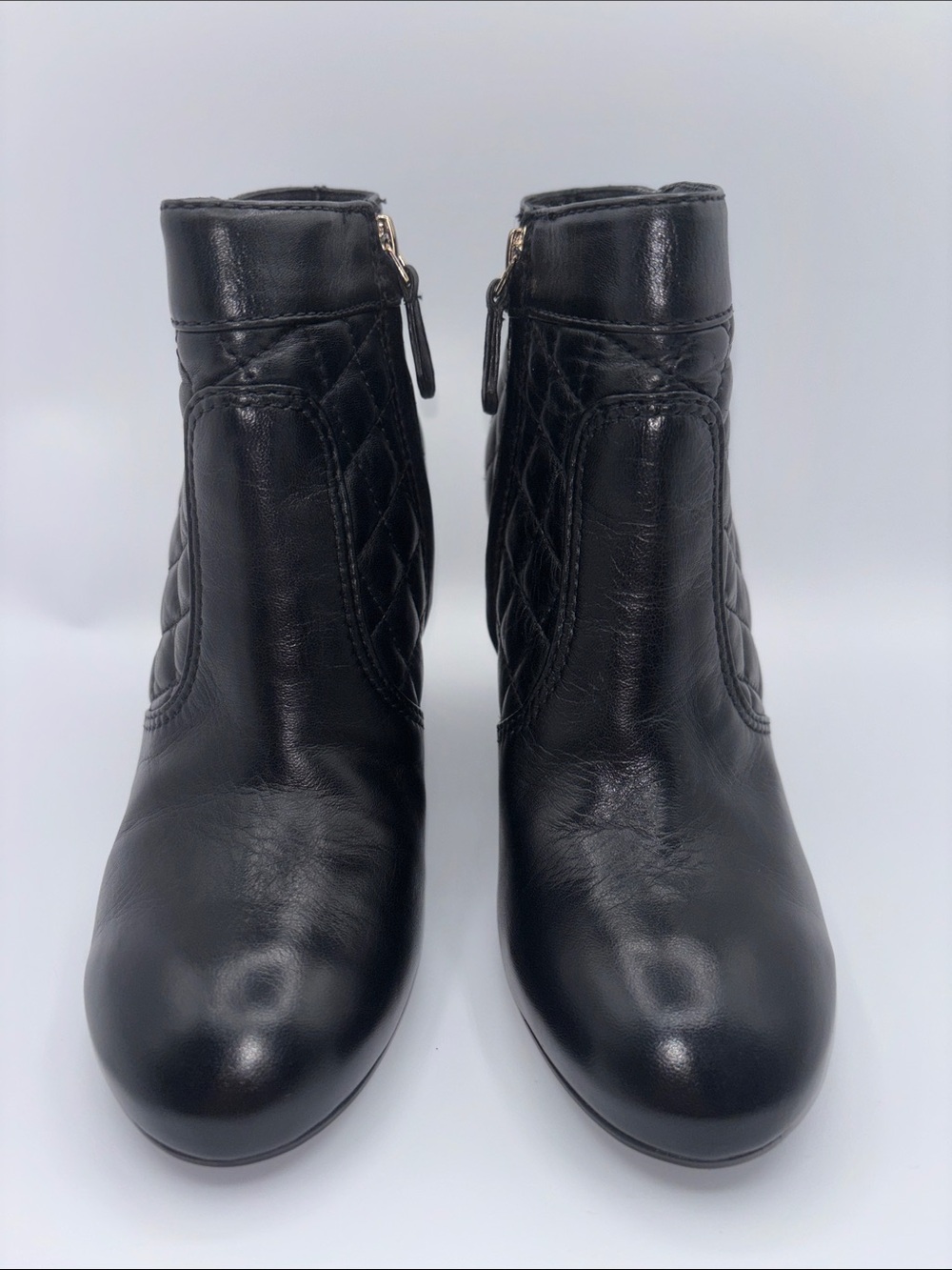Tory Burch Black Quilted Leather Wedge Booties with Gold Logo - Picture 4 of 12
